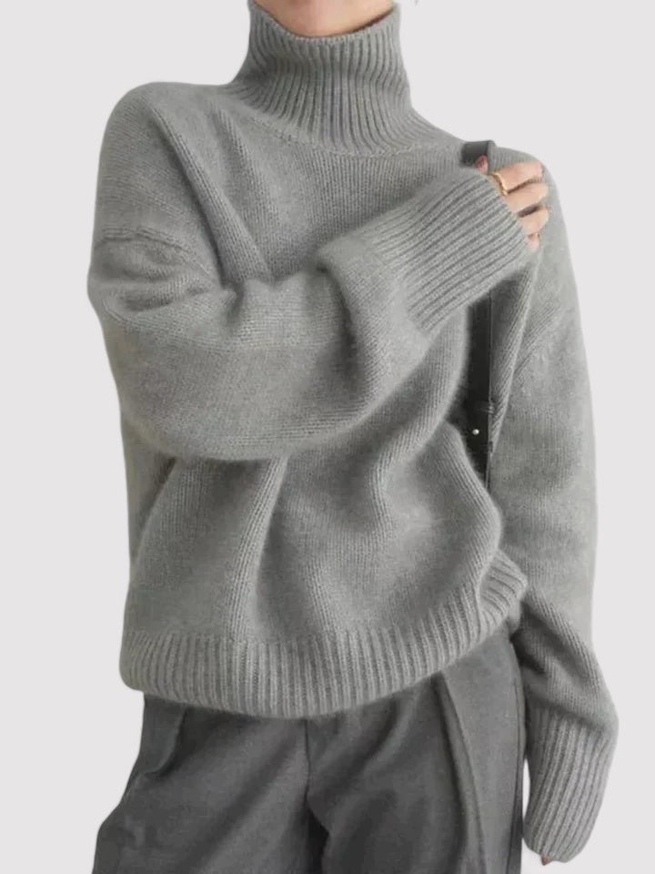 Beautiful Women's Cashmere Turtleneck Sweater