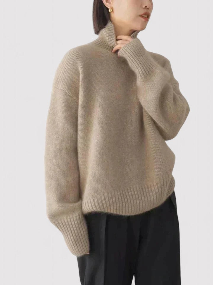 Beautiful Women's Cashmere Turtleneck Sweater