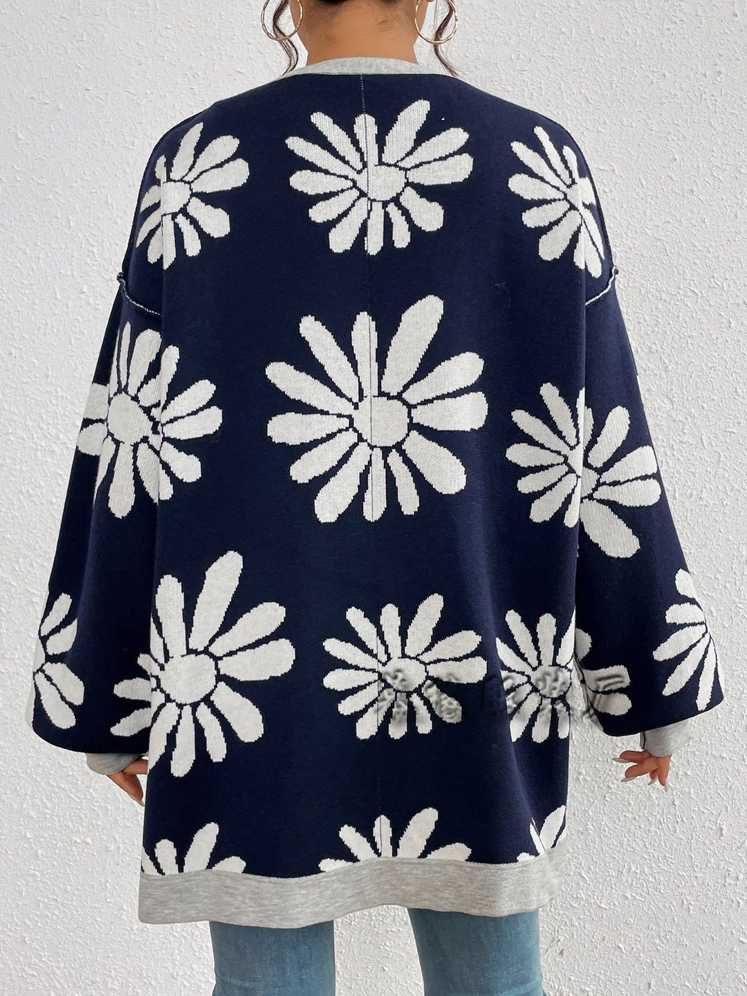 Lightweight Floral Knit Cardigan – Perfect for Layering