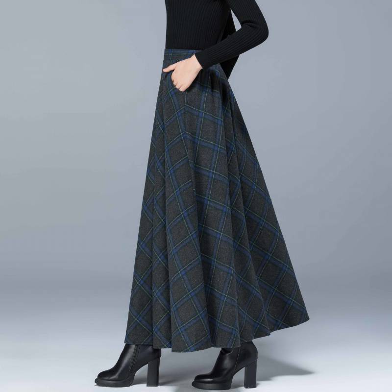 Long wool skirt with high elastic waist