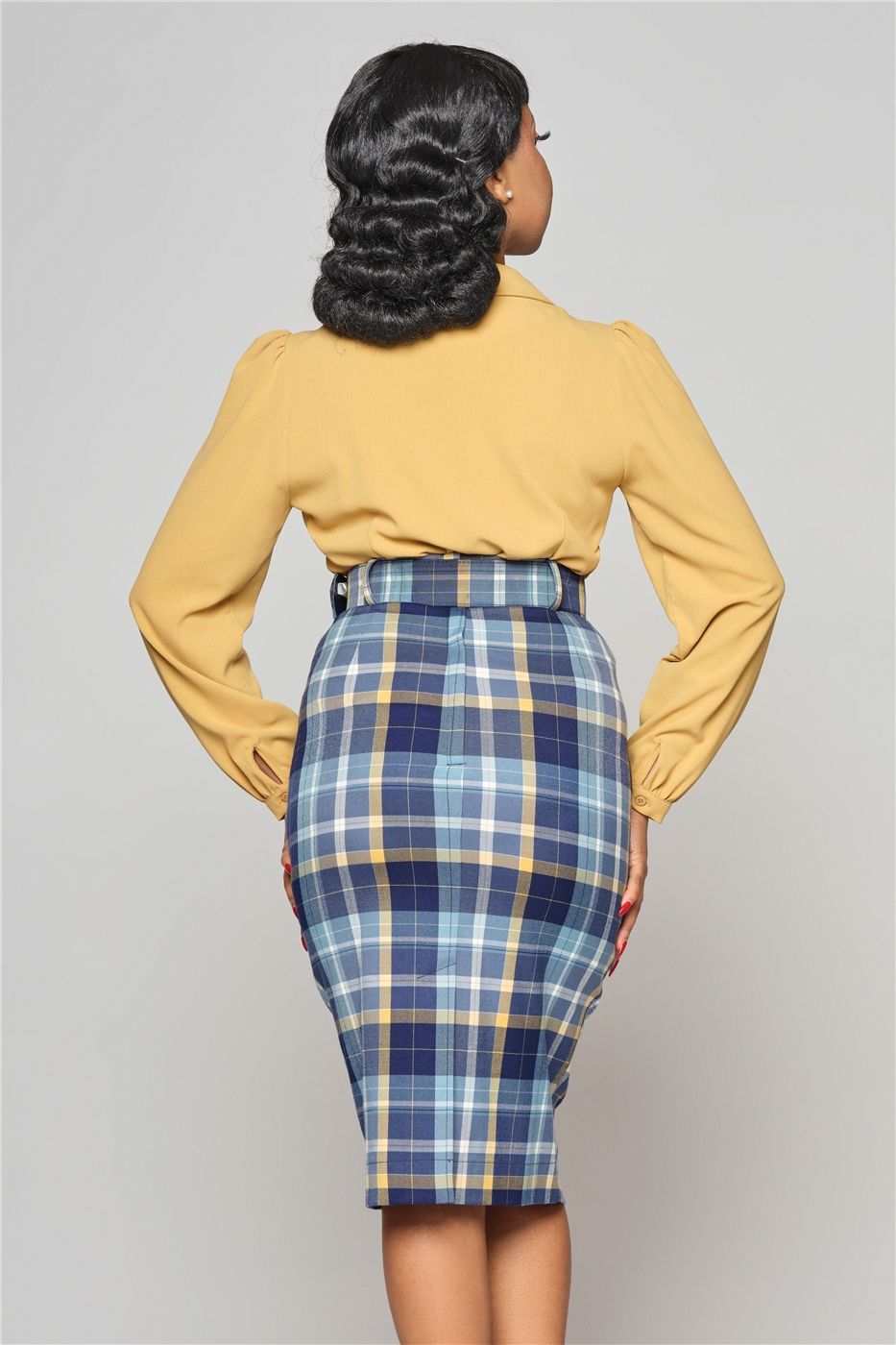 Plaid pencil skirt