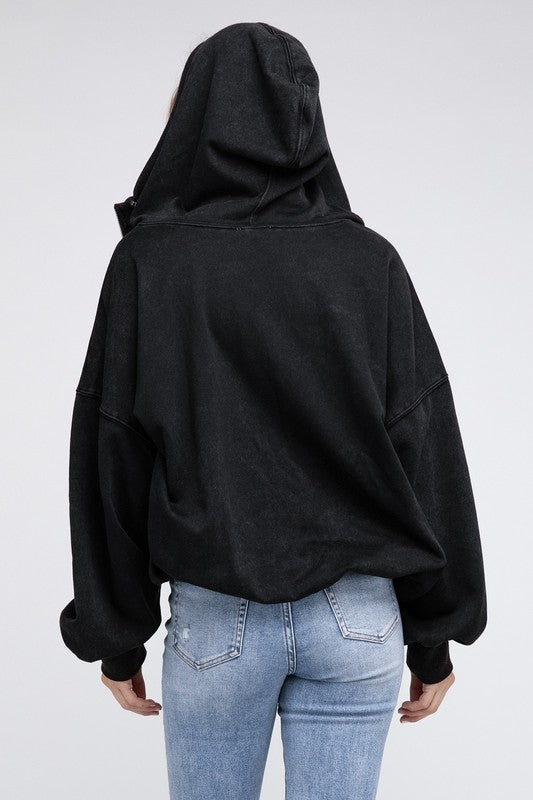 Trendy Stitch-Detailed Hoodie with Elastic Hem Fit