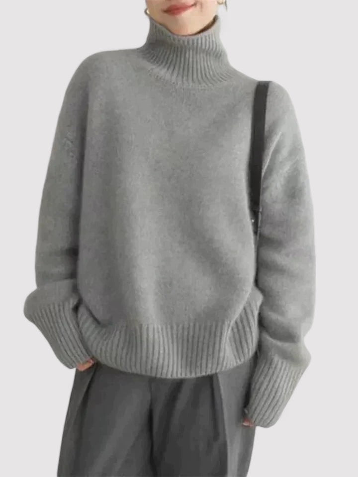 Beautiful Women's Cashmere Turtleneck Sweater